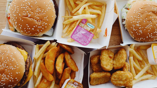 Ambalajul Perfect: De Ce Cutiile de Carton pentru Burger și Cartofi sunt Esențiale pentru Afacerea Ta de Tip Fast-Food
