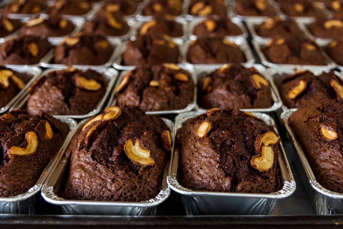 De la cuptor la masa: De ce caserolele si platourile de aluminiu sunt solutia perfecta pentru chec, cozonac si nu numai