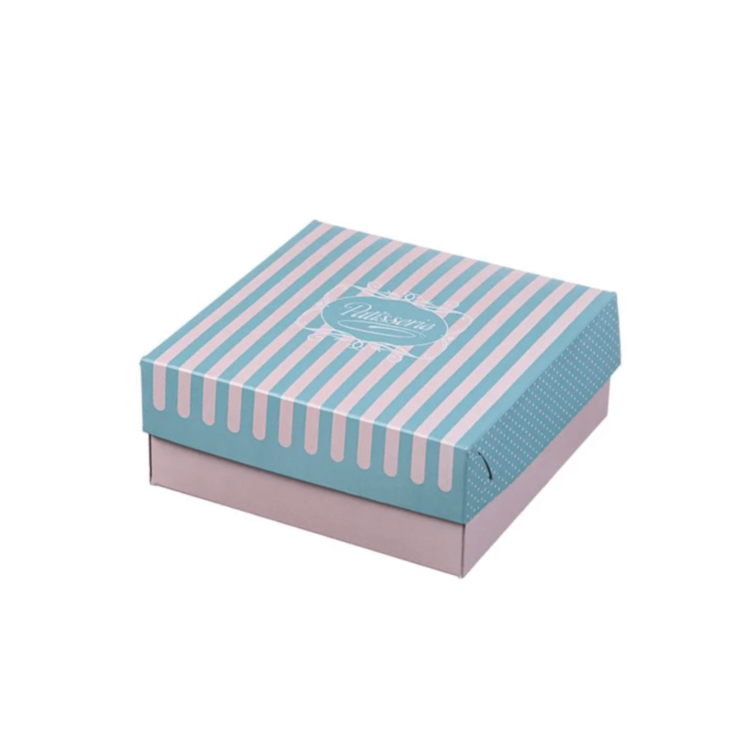 Cutii carton prajituri cu aluminiu la interior 19 x 19 x H 8 cm, 10 kg/set